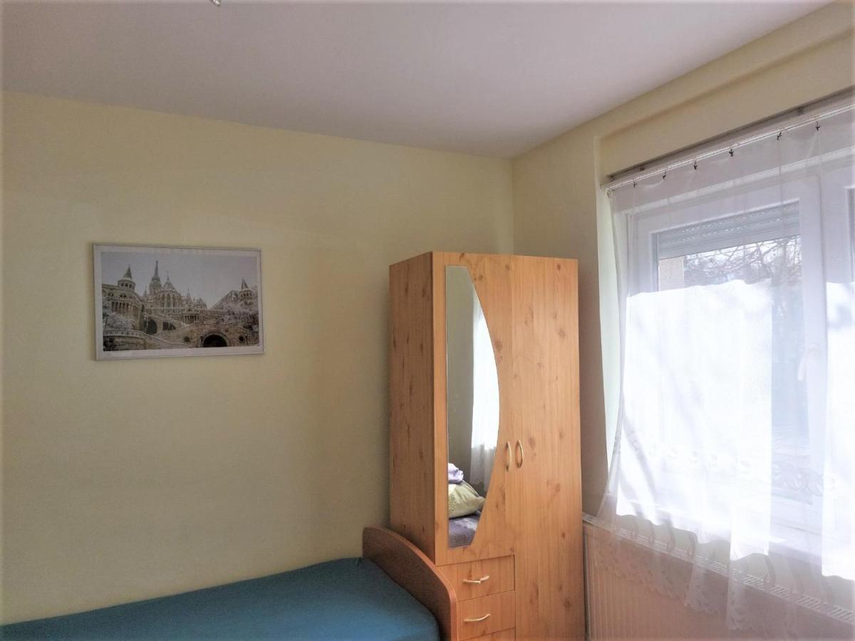 Red Locomotive Apartment Budapeszt Zewnętrze zdjęcie