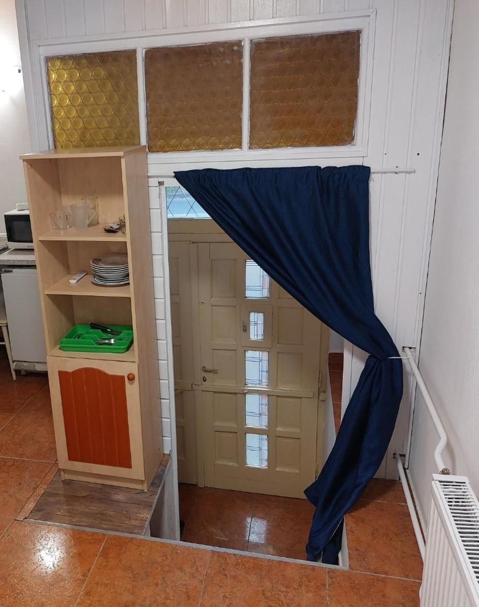 Red Locomotive Apartment Budapeszt Zewnętrze zdjęcie